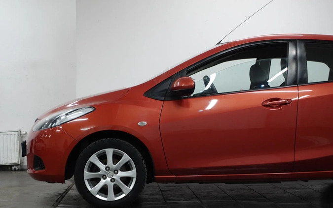 Mazda 2 cena 15900 przebieg: 137747, rok produkcji 2007 z Pułtusk małe 781